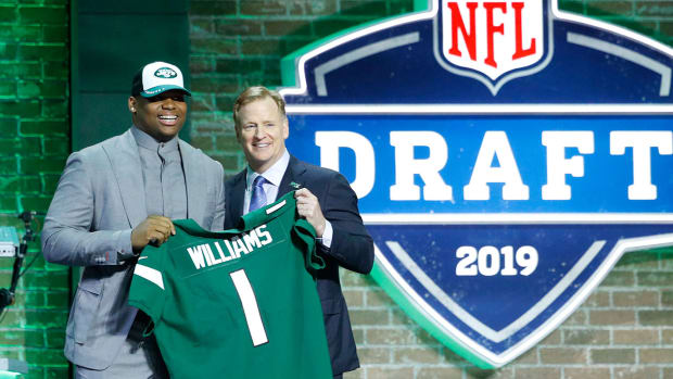 quinnen-williams-roger-goodell-2019-nfl-draft.jpg